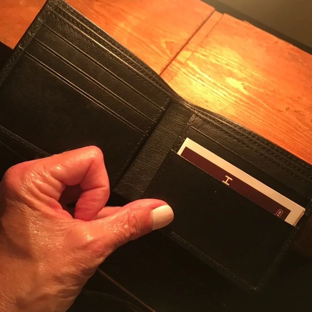 🎩COACH Leather Wallet